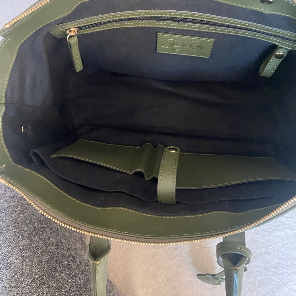 Silver & Riley CONVERTIBLE EXECUTIVE LEATHER BAG - Picture 4 of 11